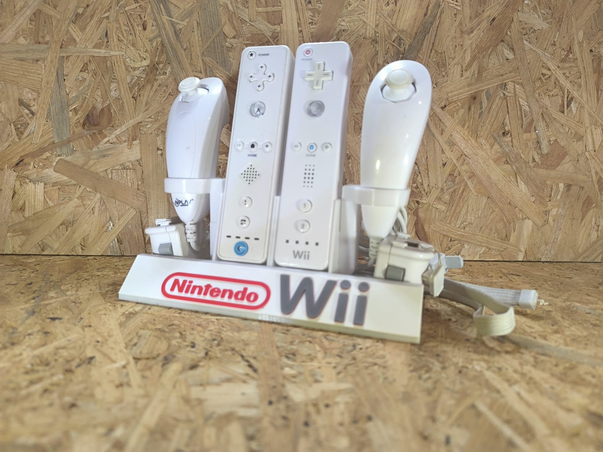Suporte de comandos Nintendo Wii branco — fotografia 8