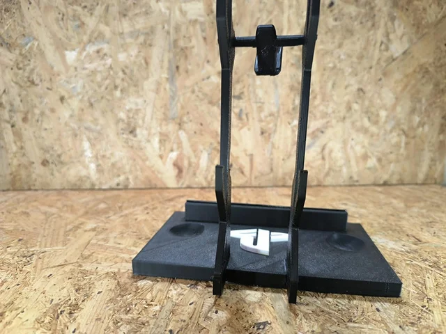 Suporte para dois comandos PS4 — fotografia 9
