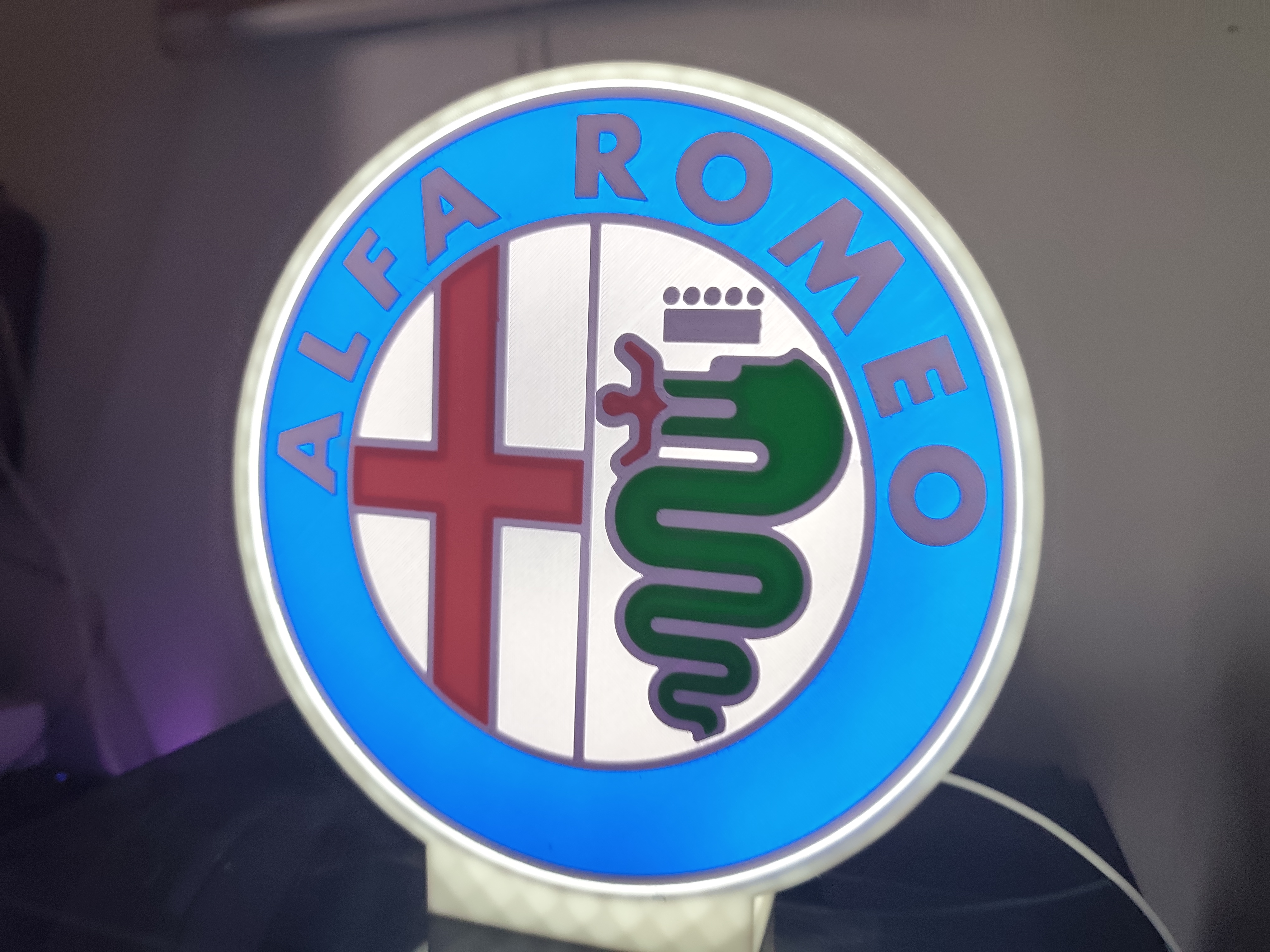 Alfa Romeo 4 cores caixa branca — fotografia 13