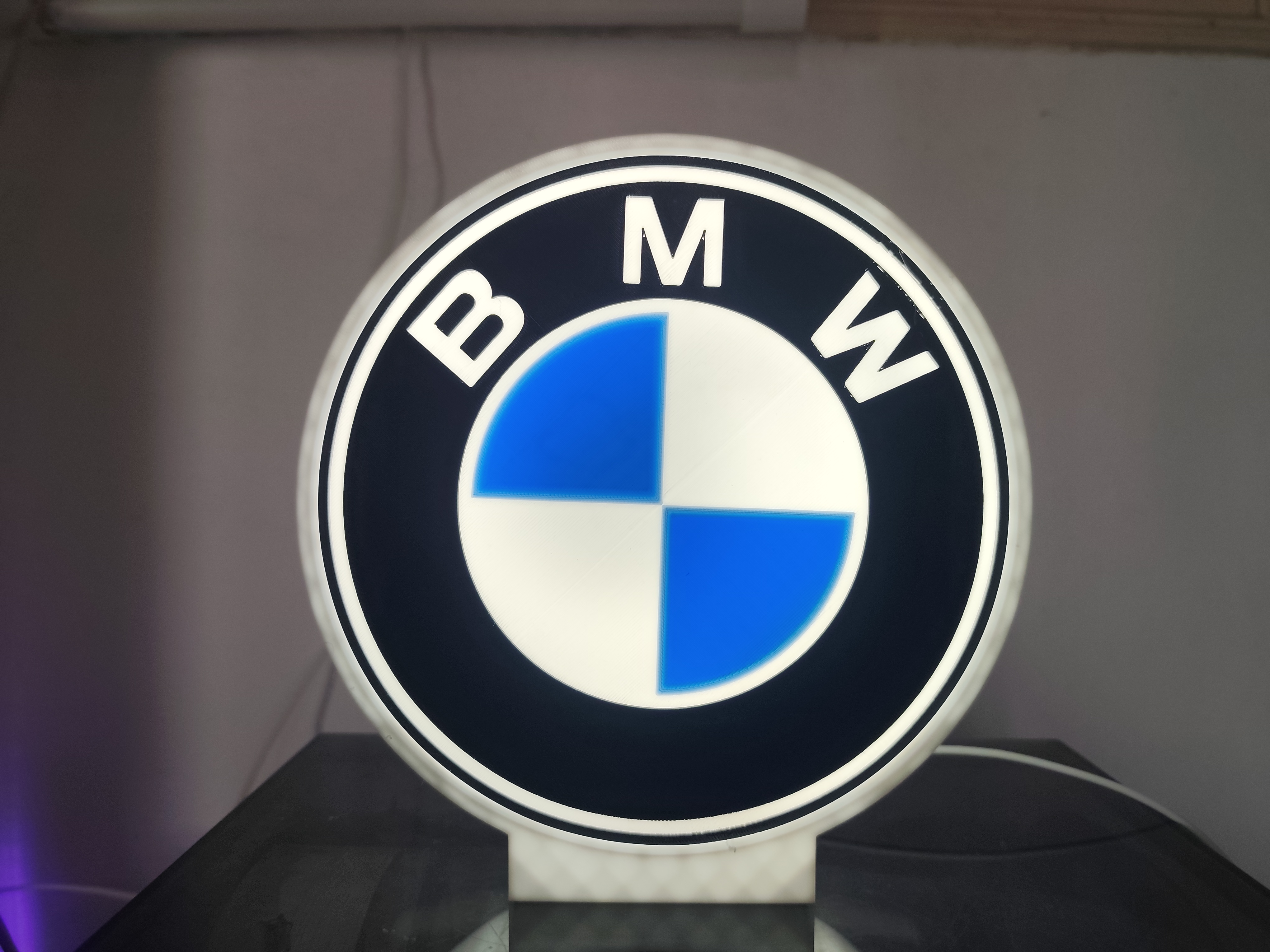 BMW caixa branca — imagem 8