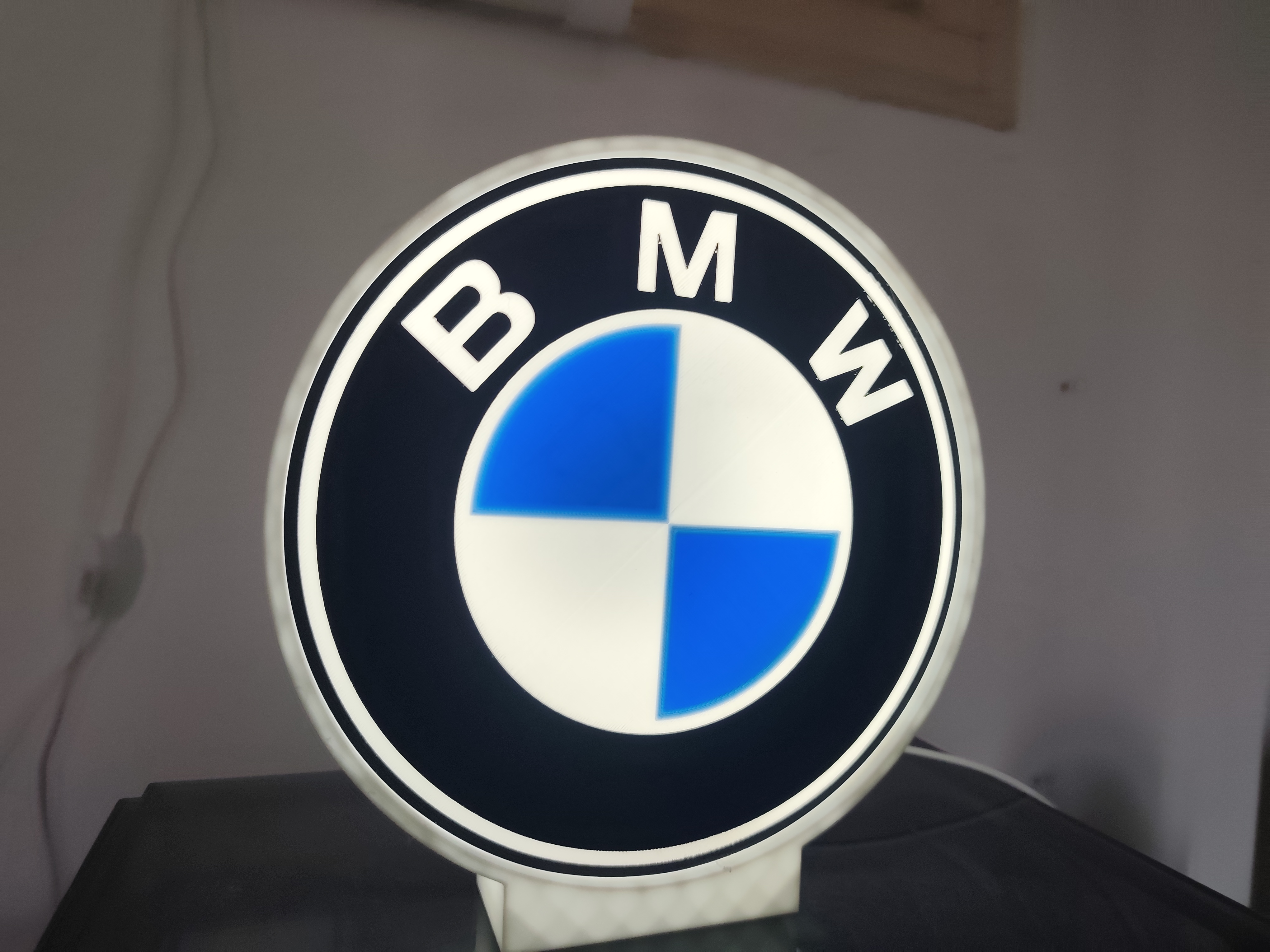 BMW caixa branca — imagem 9