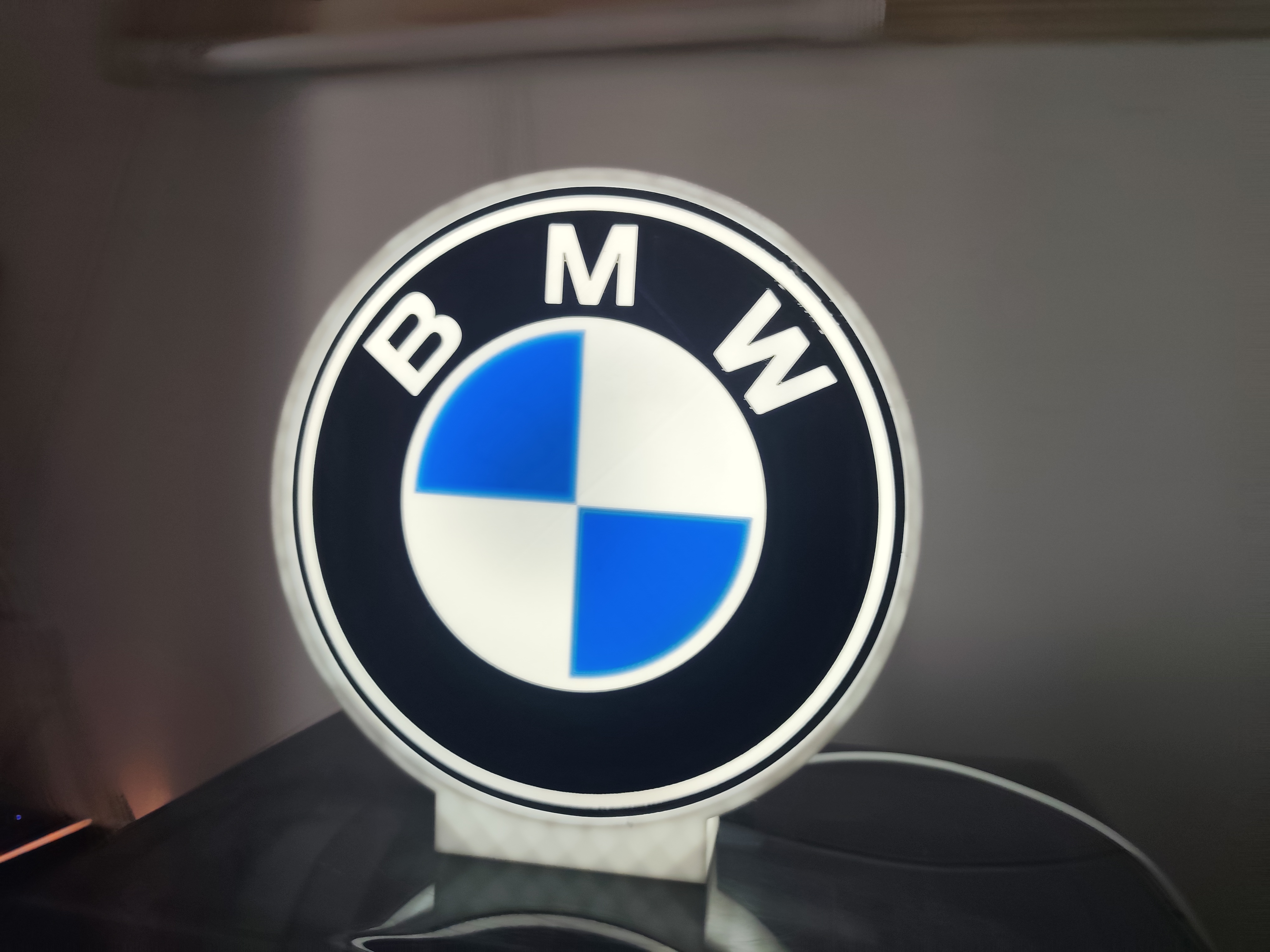 BMW caixa branca — imagem 10