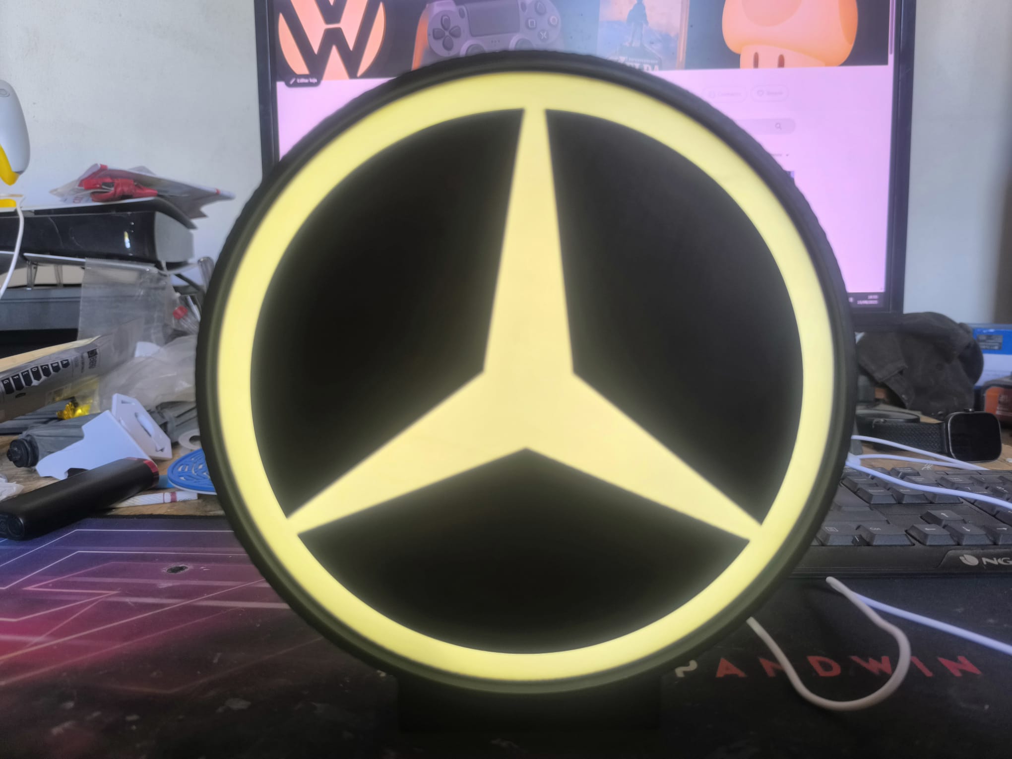 Mercedes-Benz Logo atual — fotografia 4