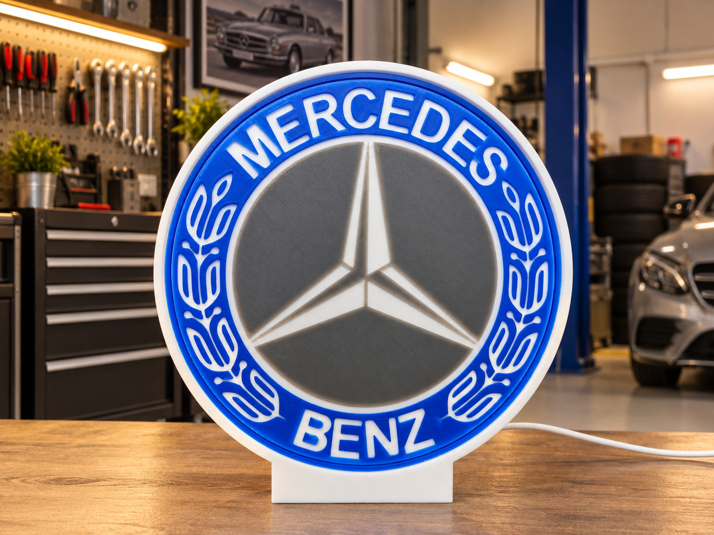 MERCEDES-BENZ — Azul e cinza · Caixa branca