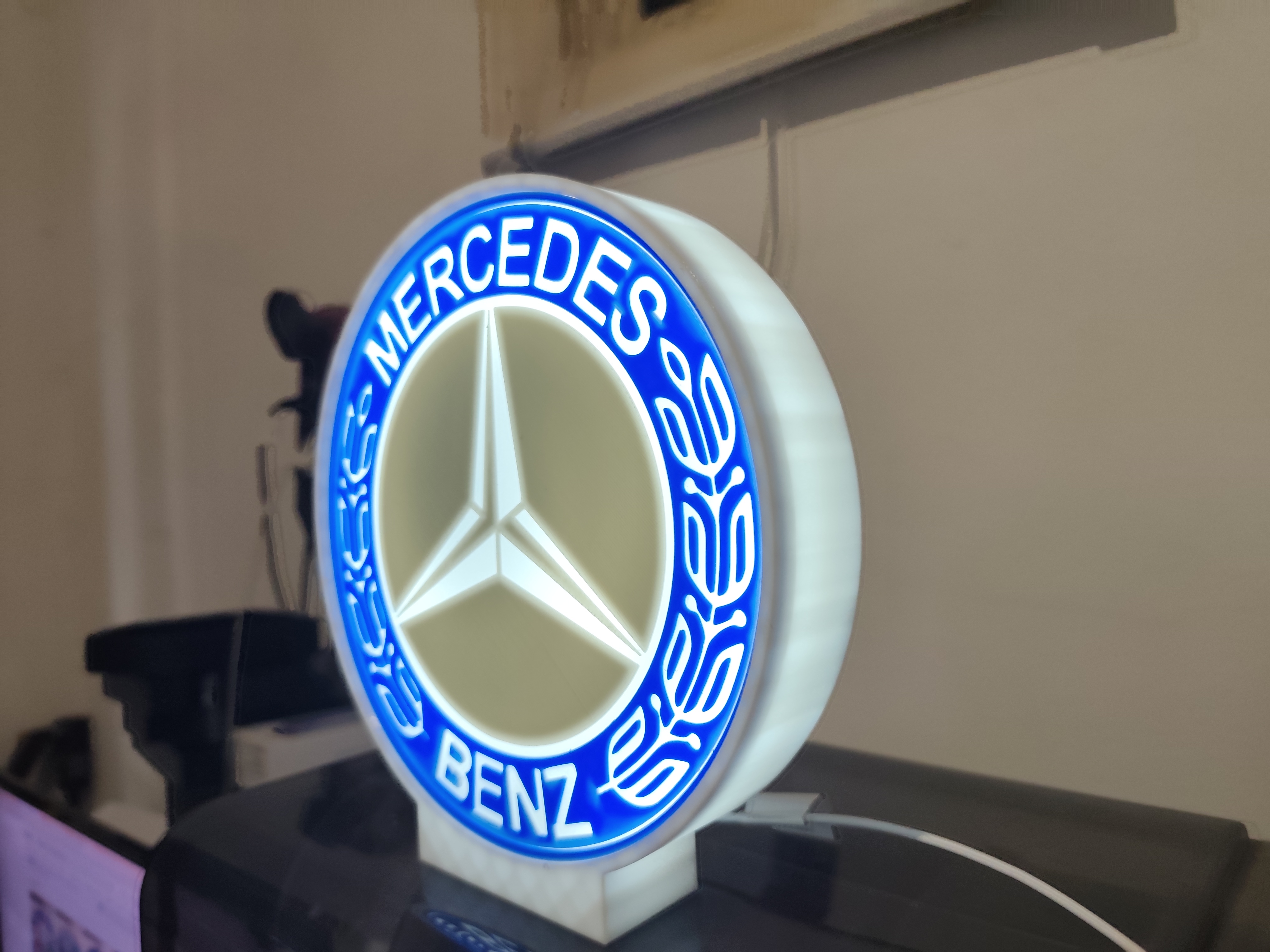 Mercedes-Benz Azul e cinza · Caixa branca — imagem 10