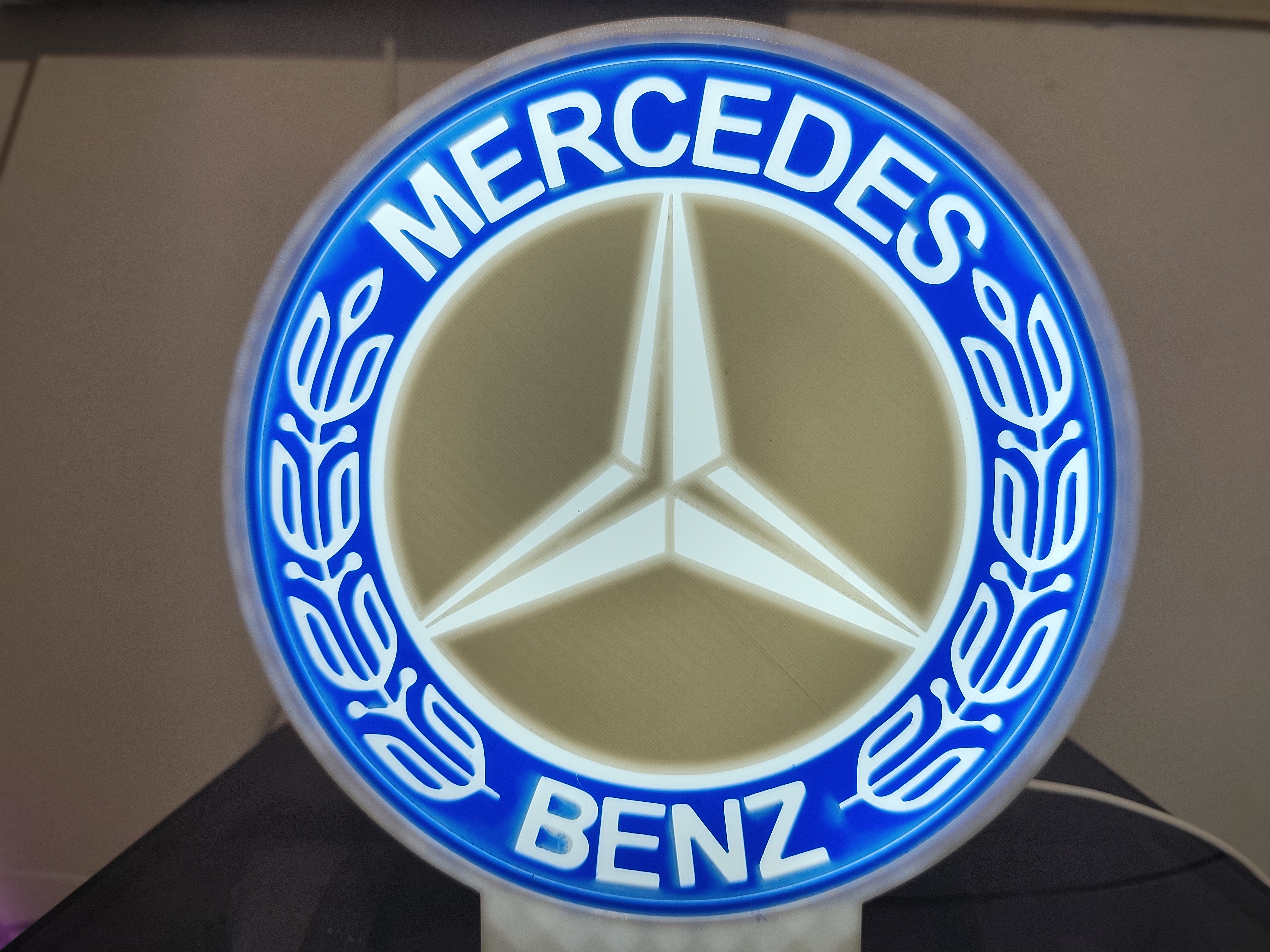 Mercedes-Benz Azul e cinza · Caixa branca — imagem 12