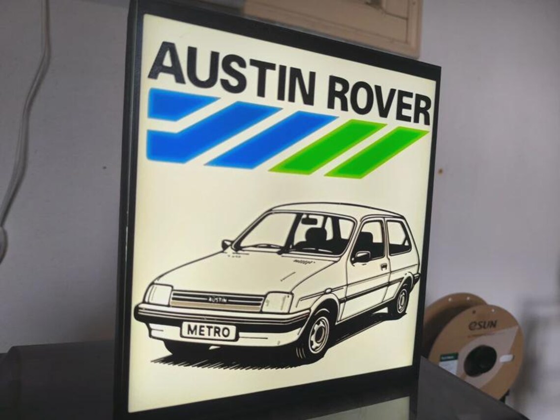 Luminária Austin Rover Metro — fotografia real