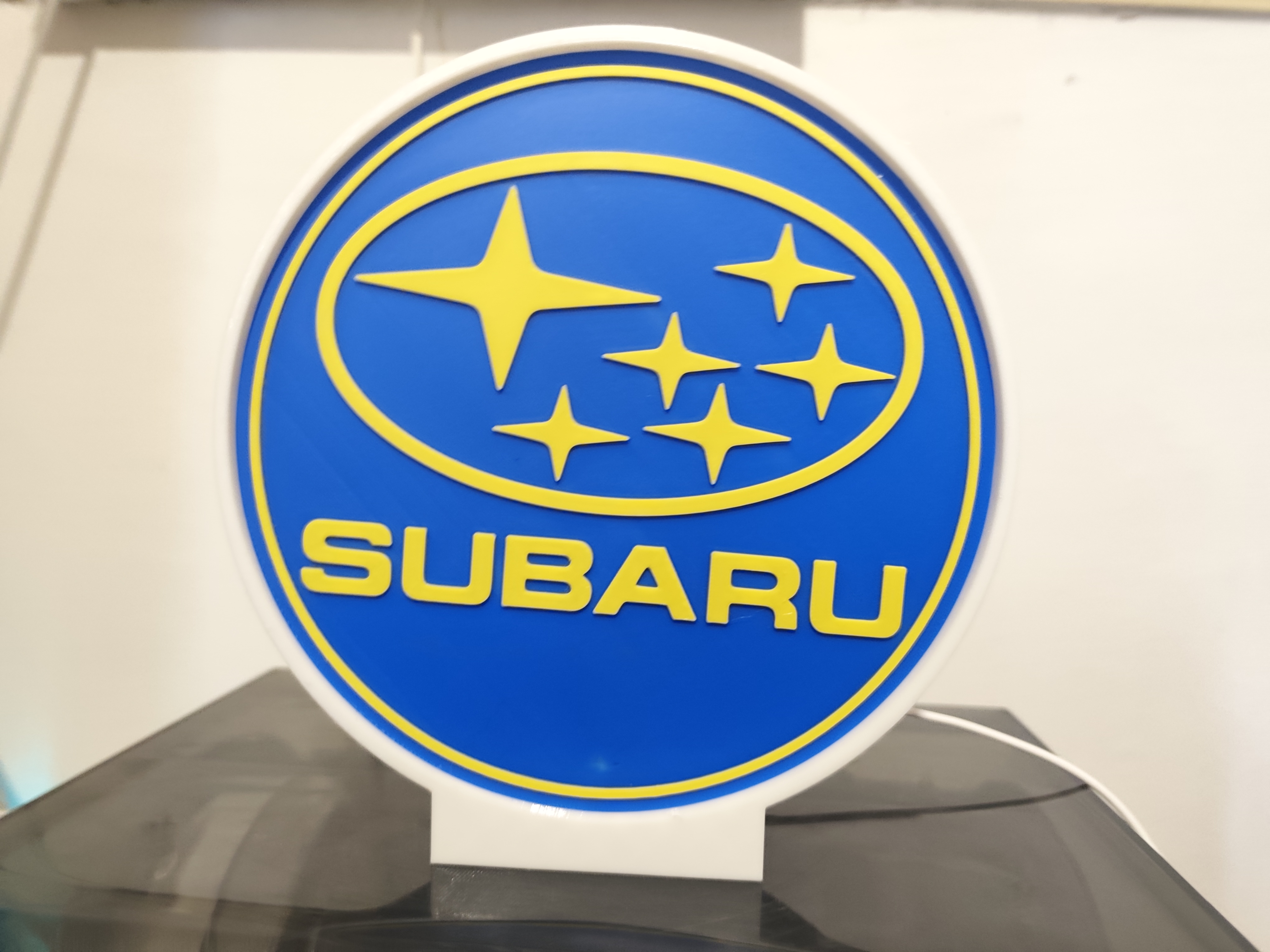 Subaru caixa branca — imagem 5