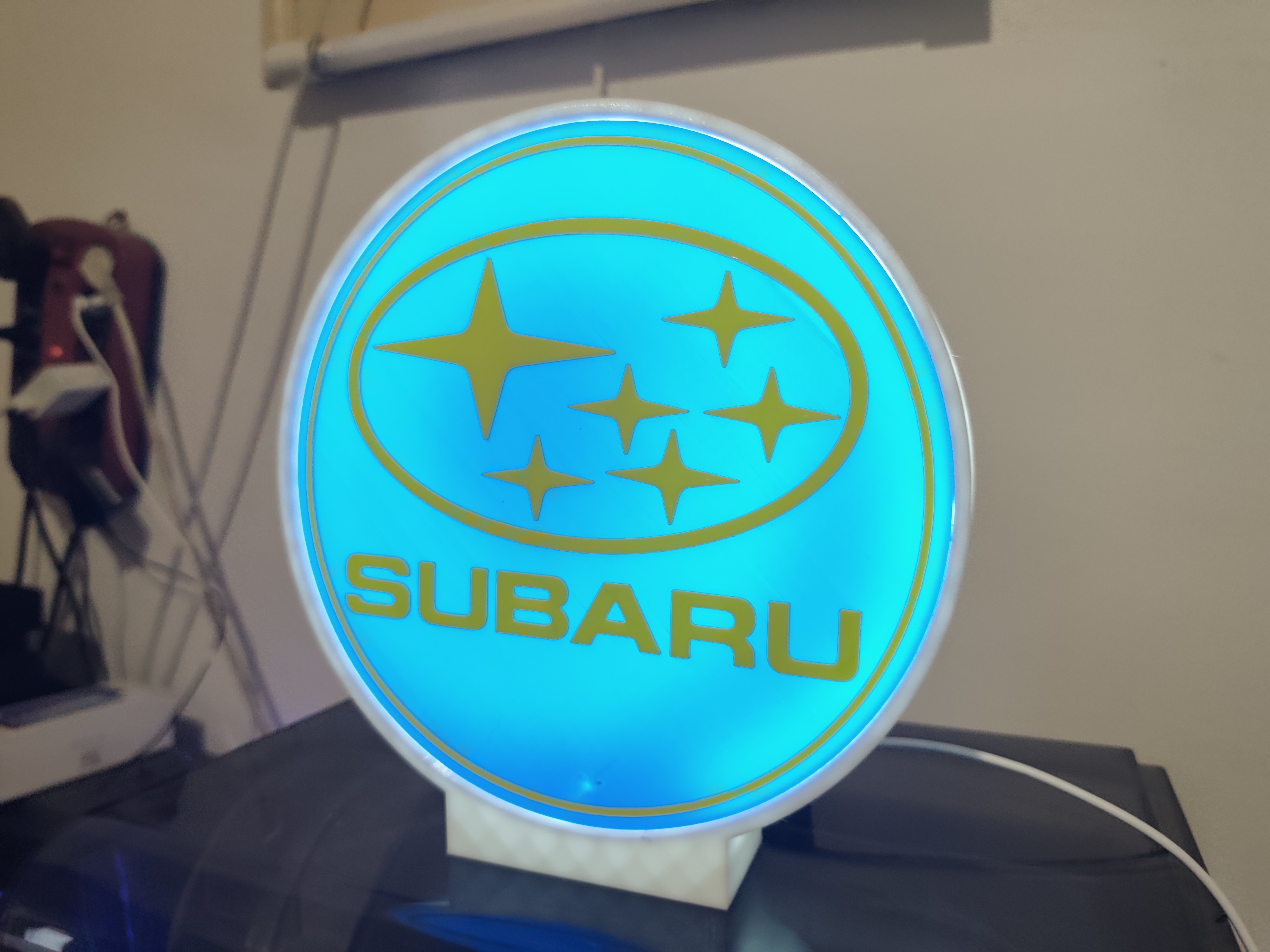 Subaru caixa branca — imagem 12