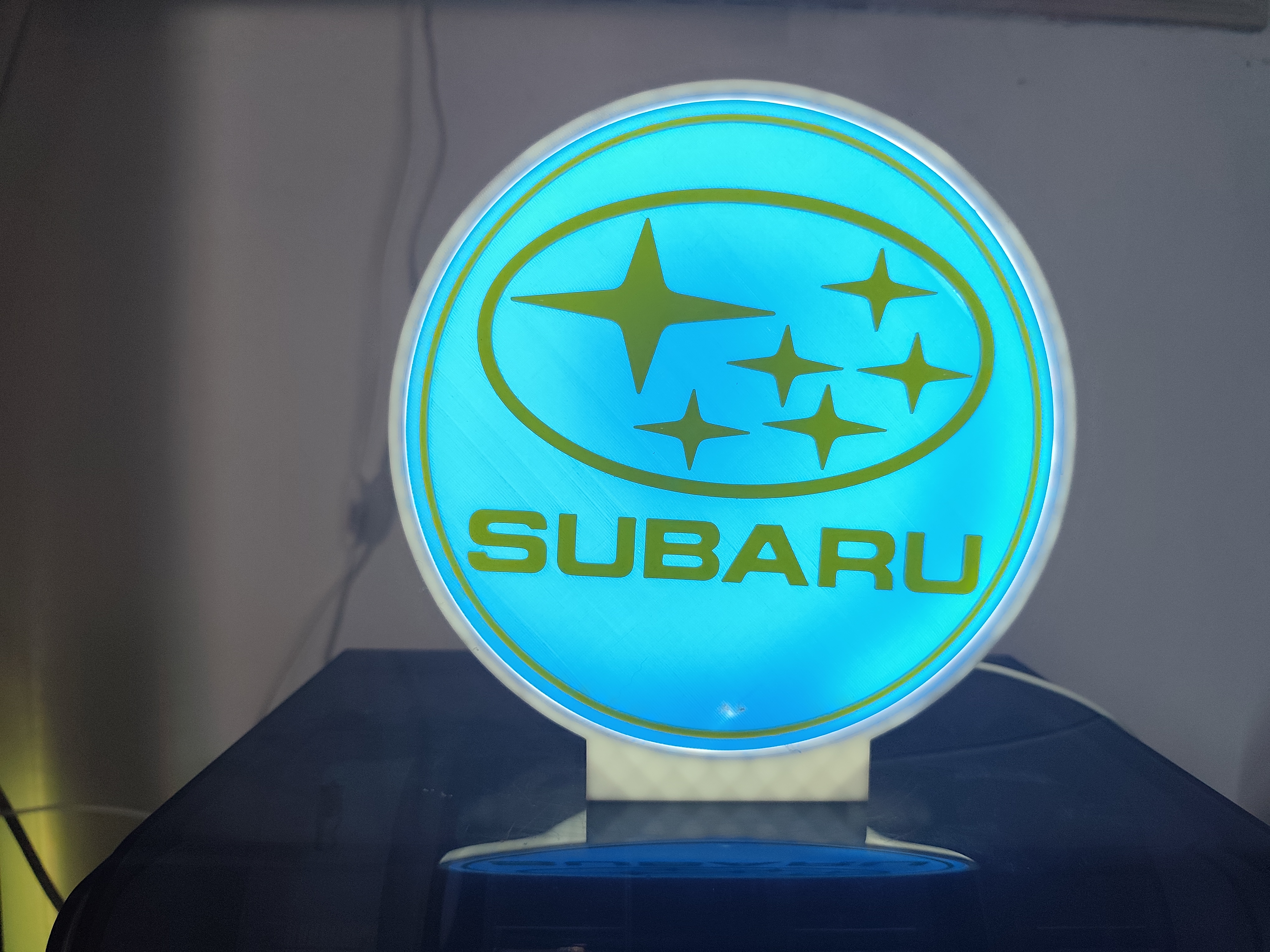 Subaru caixa branca — imagem 14
