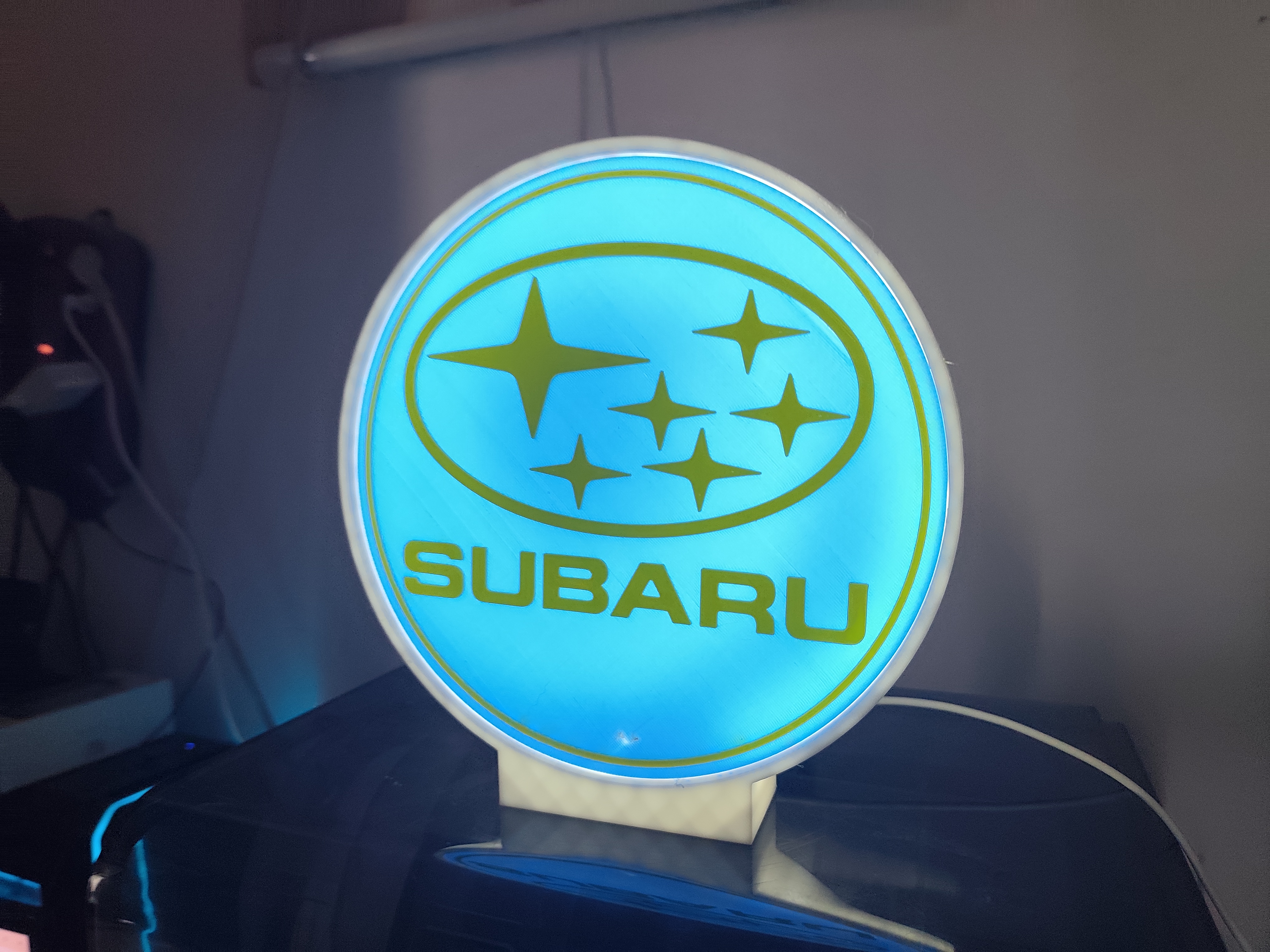 Subaru caixa branca — imagem 16